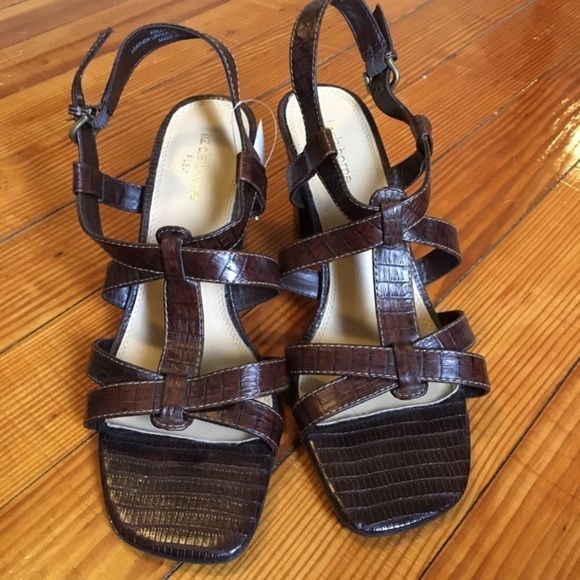 Vintage Shoes - Vintage Square Toe Croc Print Leather Heels Brown